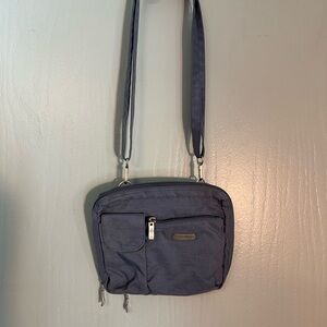 Baggallini medium blue gray crossbody waist bag, EUC
